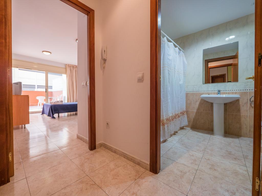 Apartaments Ar Easy Santa Anna II Lloret de Mar Eksteriør billede