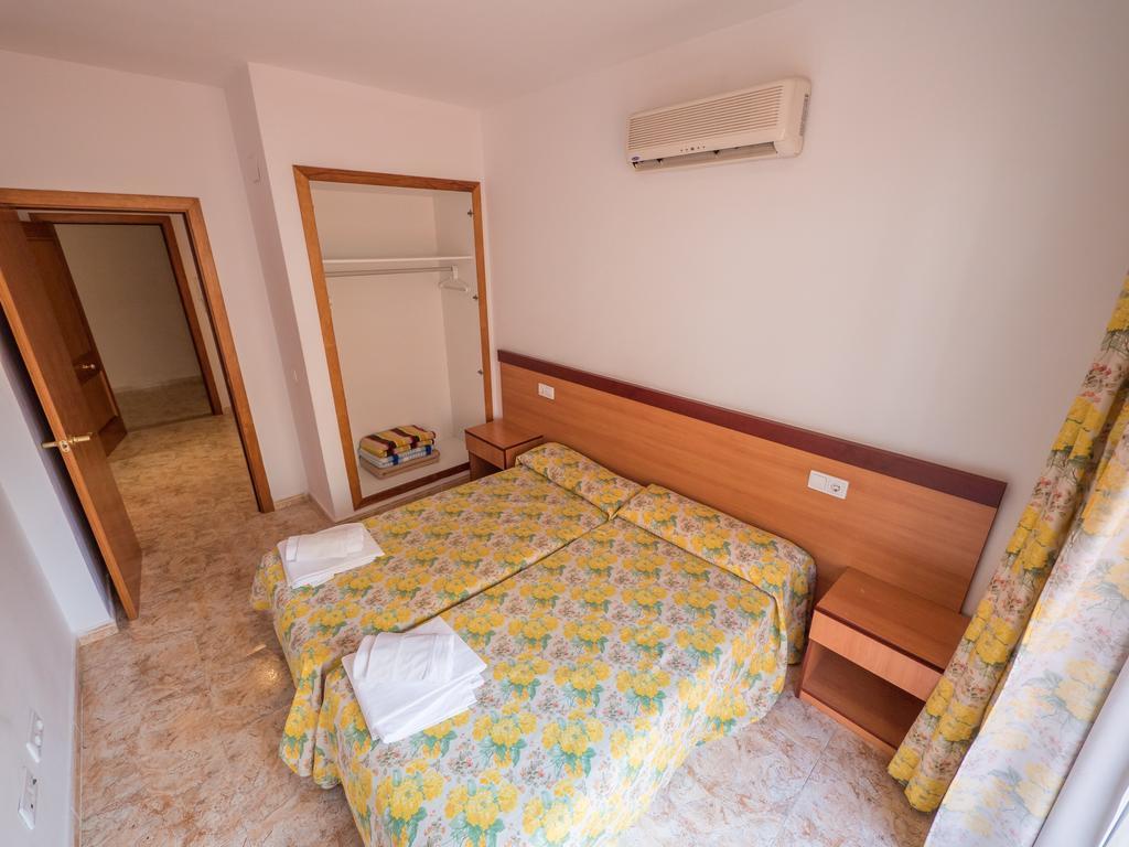 Apartaments Ar Easy Santa Anna II Lloret de Mar Eksteriør billede