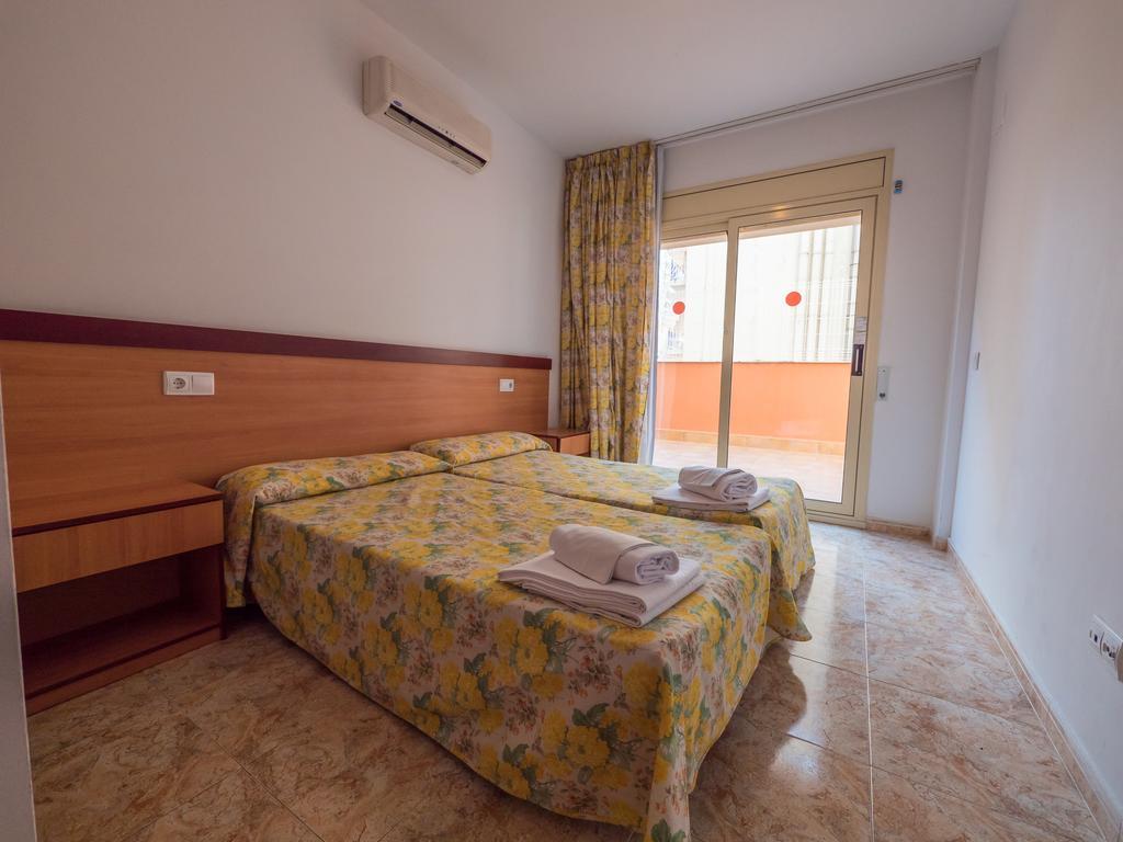 Apartaments Ar Easy Santa Anna II Lloret de Mar Eksteriør billede